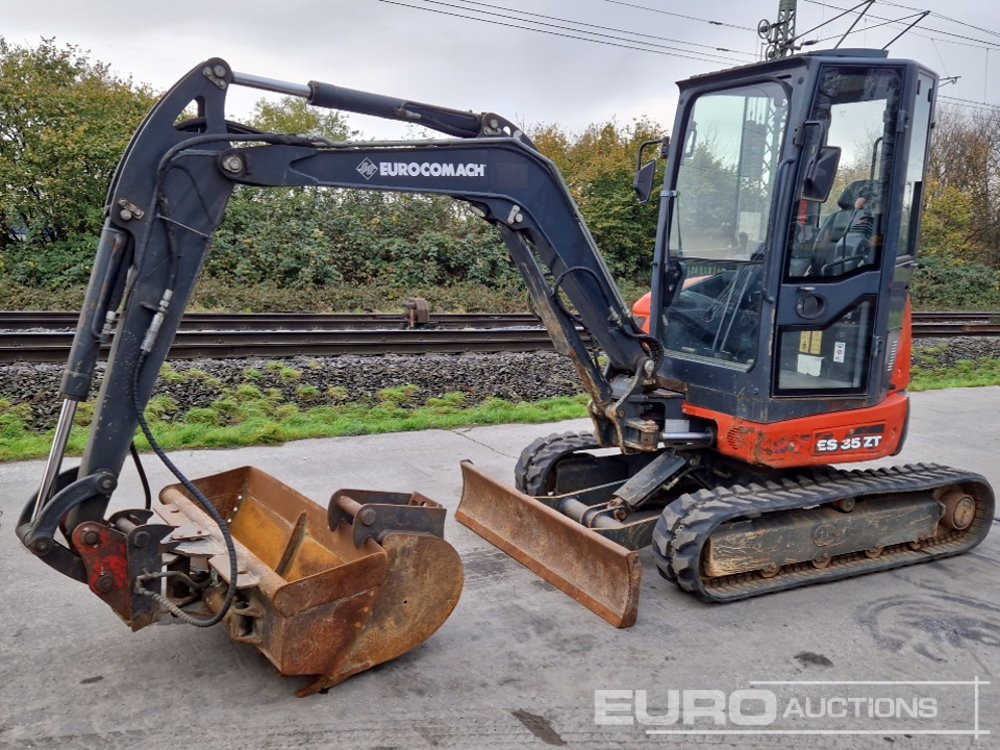 Eurocomach ES35ZT - Miniexcavadora: foto 1 Eurocomach ES35ZT - Miniexcavadora: foto 1