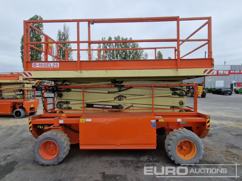 Holland Lift COMBISTAR B 165 EL25 - Plataforma elevadora: foto 5 Holland Lift COMBISTAR B 165 EL25 - Plataforma elevadora: foto 5