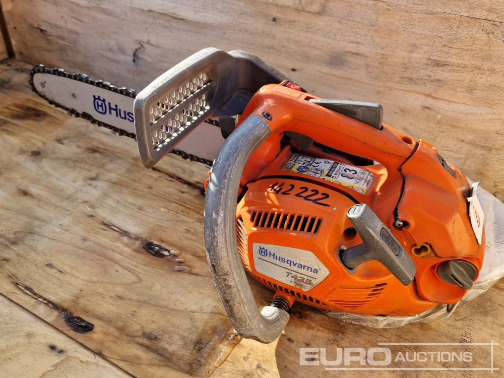 Husqvarna Chainsaws (2 of) - Equipo de construcción: foto 5 Husqvarna Chainsaws (2 of) - Equipo de construcción: foto 5