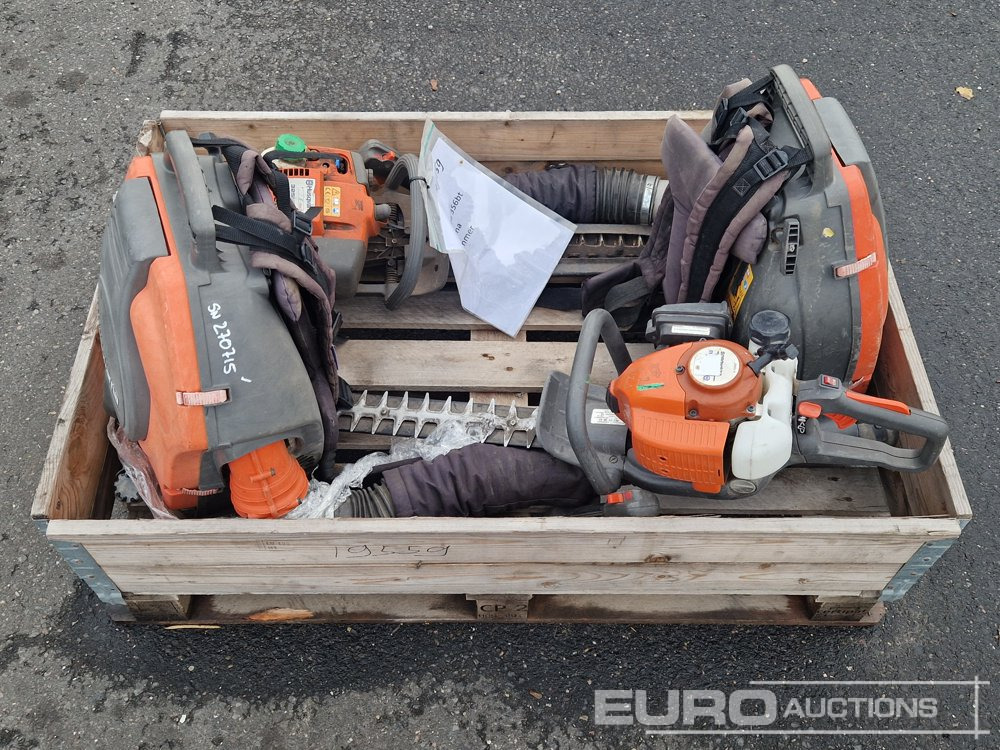 Husqvarna Leaf Blower (2 of) + Hedge Trimmer - Equipo de construcción: foto 1 Husqvarna Leaf Blower (2 of) + Hedge Trimmer - Equipo de construcción: foto 1