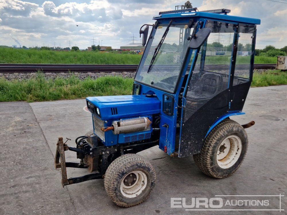 Iseki TX2160F - Tractor viñedo/ Frutero: foto 1 Iseki TX2160F - Tractor viñedo/ Frutero: foto 1