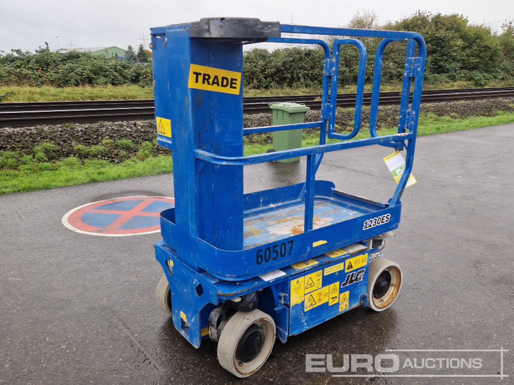 JLG 1230ES - Plataforma de mástil vertical: foto 4 JLG 1230ES - Plataforma de mástil vertical: foto 4