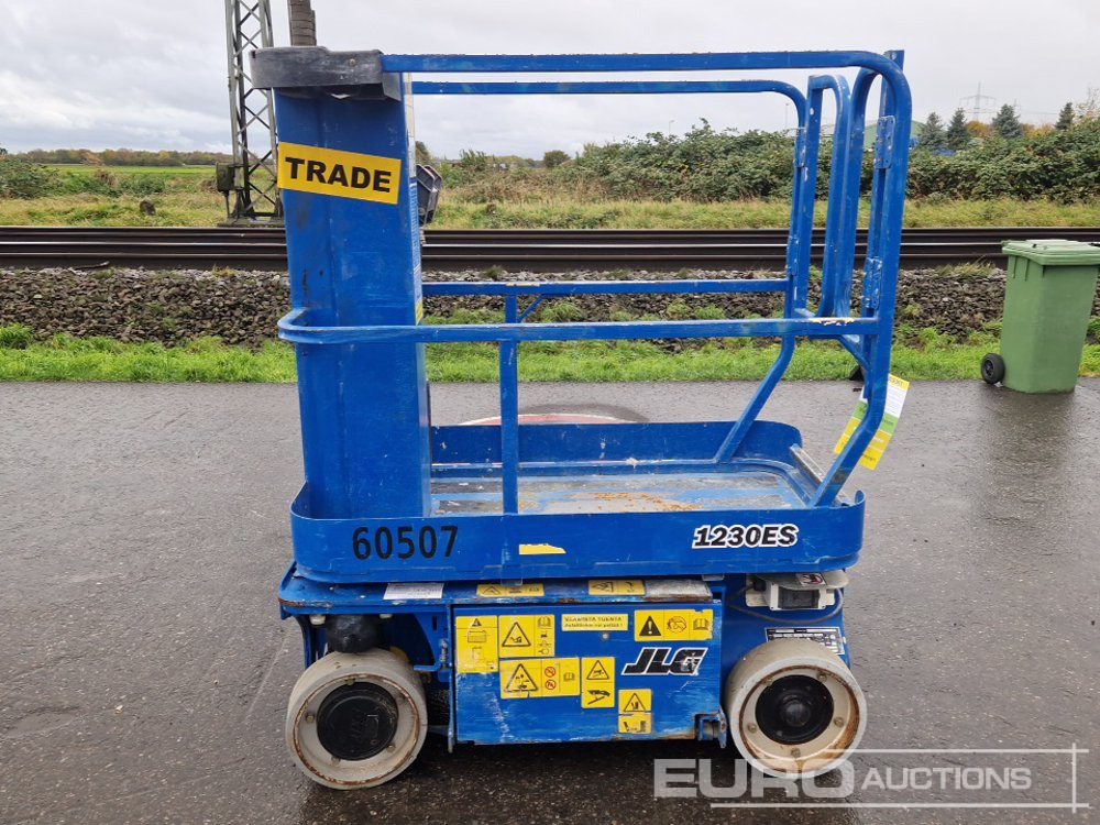 JLG 1230ES - Plataforma de mástil vertical: foto 5 JLG 1230ES - Plataforma de mástil vertical: foto 5