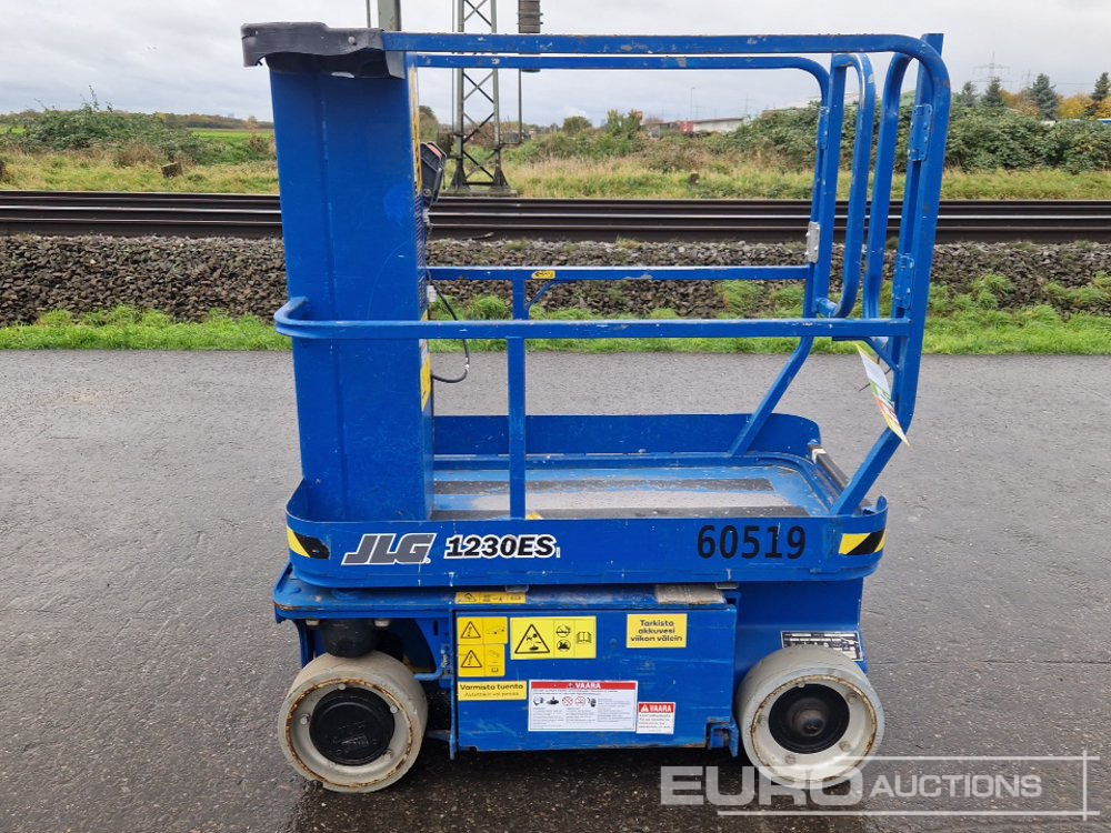 JLG 1230ES Ramismart - Plataforma de mástil vertical: foto 5 JLG 1230ES Ramismart - Plataforma de mástil vertical: foto 5