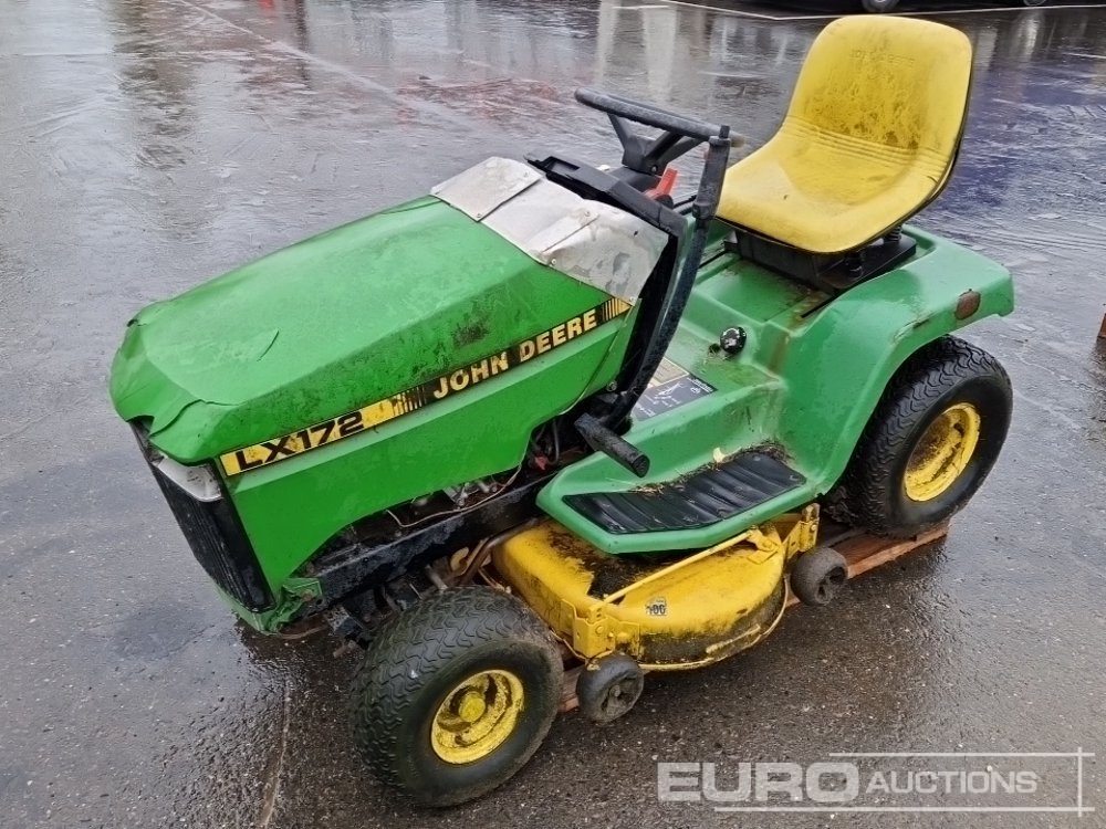 John Deere LX172 - Cortacésped: foto 1 John Deere LX172 - Cortacésped: foto 1