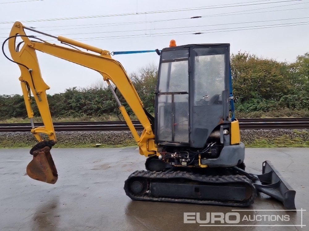 Komatsu PC35 MR-3 - Miniexcavadora: foto 2 Komatsu PC35 MR-3 - Miniexcavadora: foto 2