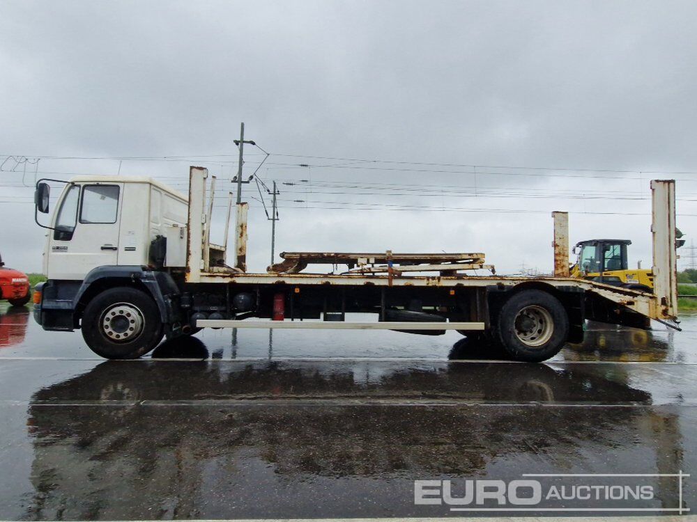 MAN 19.264 Beavertail Diesel Truck, Manual Gearbox - Camión caja abierta: foto 2 MAN 19.264 Beavertail Diesel Truck, Manual Gearbox - Camión caja abierta: foto 2