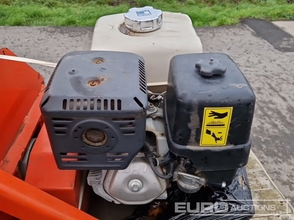 Trituradora de madera Mobile Garden Wood Chipper: foto 10 Trituradora de madera Mobile Garden Wood Chipper: foto 10