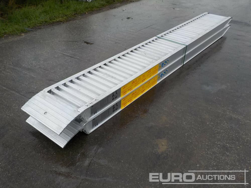 Unused CLM 85.25 Aluminium Loading Ramps (2 of) 2920kg Capacity, 2500mm Length - Otros: foto 2 Unused CLM 85.25 Aluminium Loading Ramps (2 of) 2920kg Capacity, 2500mm Length - Otros: foto 2