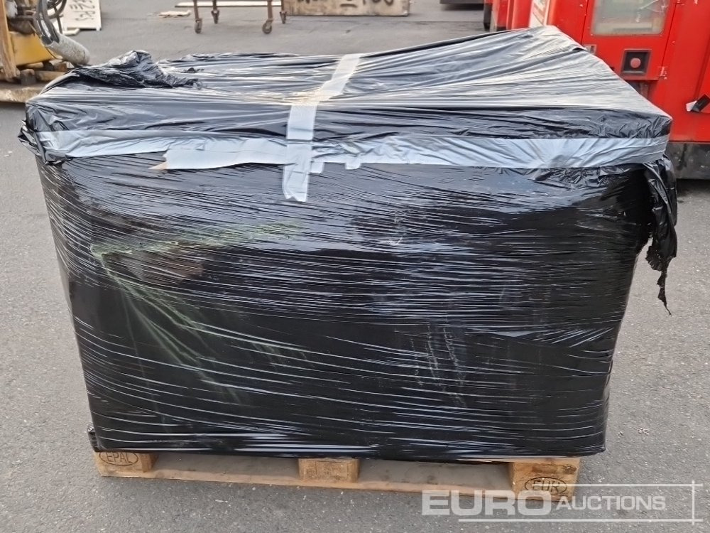 Pallet of Coat Hanger - Equipo de construcción: foto 2 Pallet of Coat Hanger - Equipo de construcción: foto 2