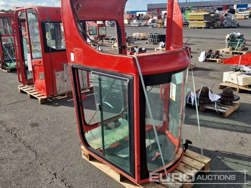 Cabin to suit Yanmar VIO20-4 - Piezas de recambio para Excavadora: foto 3 Cabin to suit Yanmar VIO20-4 - Piezas de recambio para Excavadora: foto 3