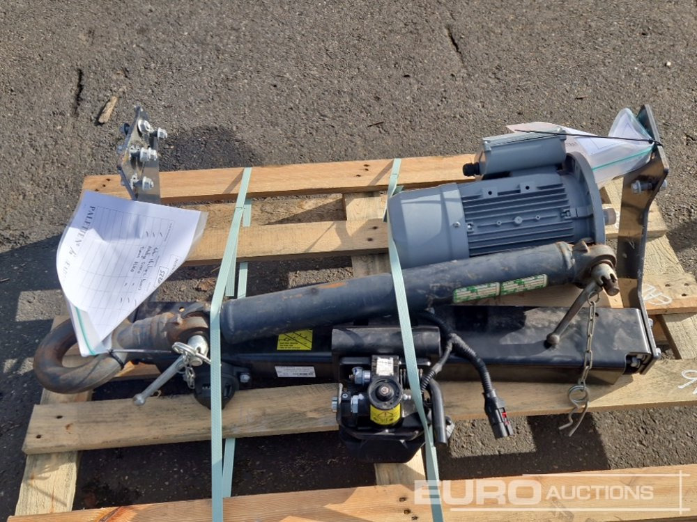 Electric Motor, Trailer Axle with Hitch + Tow Bar - Piezas de recambio: foto 1 Electric Motor, Trailer Axle with Hitch + Tow Bar - Piezas de recambio: foto 1