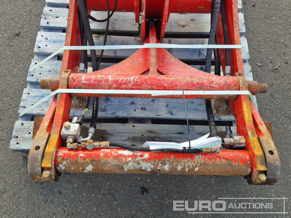 Loader Arm to suit Volvo L25F - Piezas de recambio: foto 5 Loader Arm to suit Volvo L25F - Piezas de recambio: foto 5