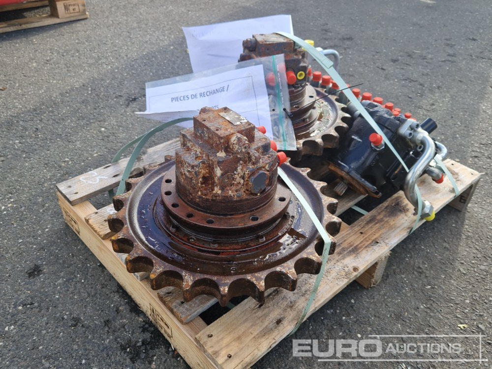 Spare Parts, Final Drive (2 of) Hydraulic Pump, Hydraulic Block to suit Volvo ECR25D - Piezas de recambio para Excavadora: foto 4 Spare Parts, Final Drive (2 of) Hydraulic Pump, Hydraulic Block to suit Volvo ECR25D - Piezas de recambio para Excavadora: foto 4