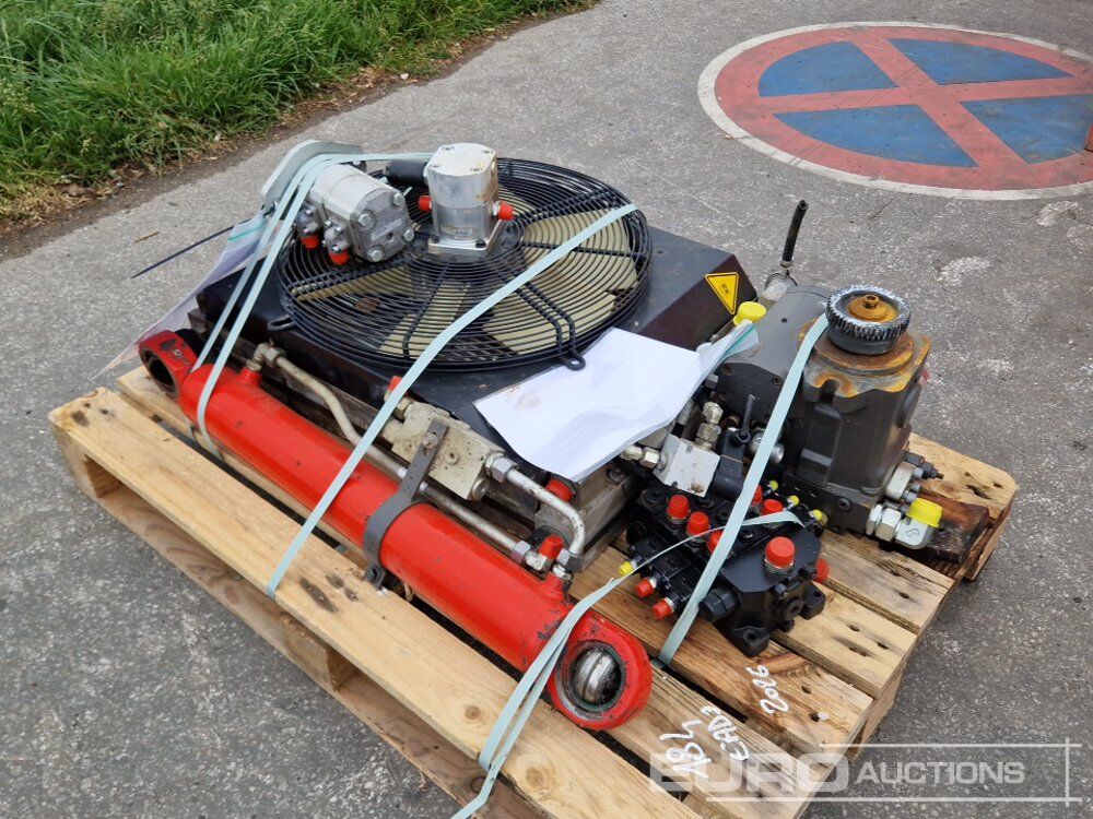 Spare Parts, Radiator to suit Volvo L30G - Equipo de construcción: foto 5 Spare Parts, Radiator to suit Volvo L30G - Equipo de construcción: foto 5