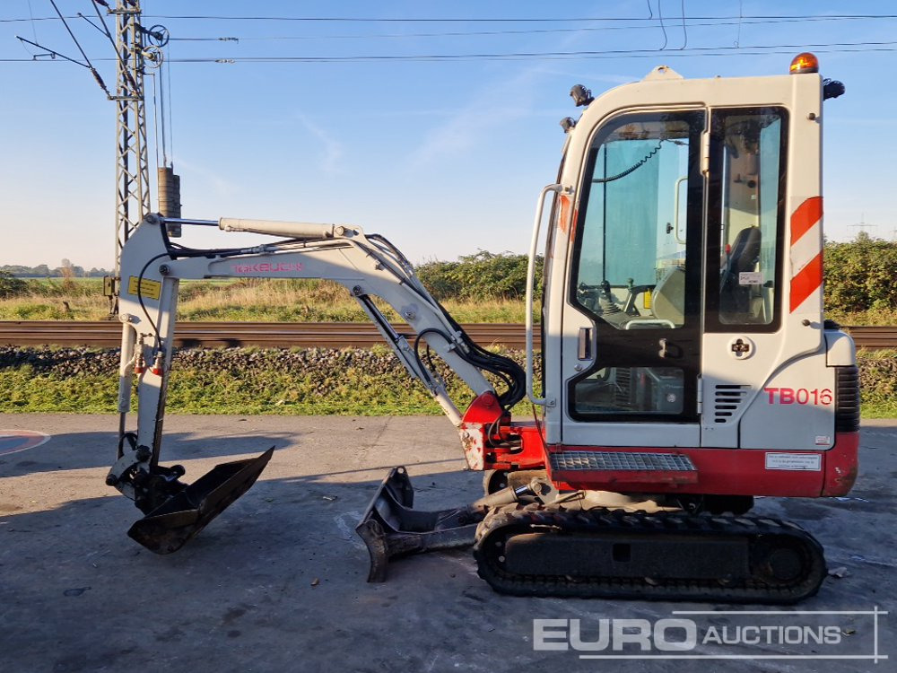 Takeuchi TB016 - Miniexcavadora: foto 3 Takeuchi TB016 - Miniexcavadora: foto 3