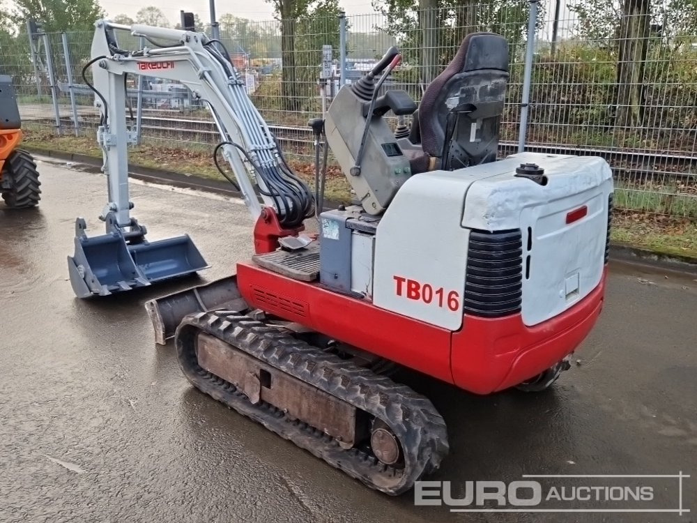 Takeuchi TB016 - Miniexcavadora: foto 3 Takeuchi TB016 - Miniexcavadora: foto 3