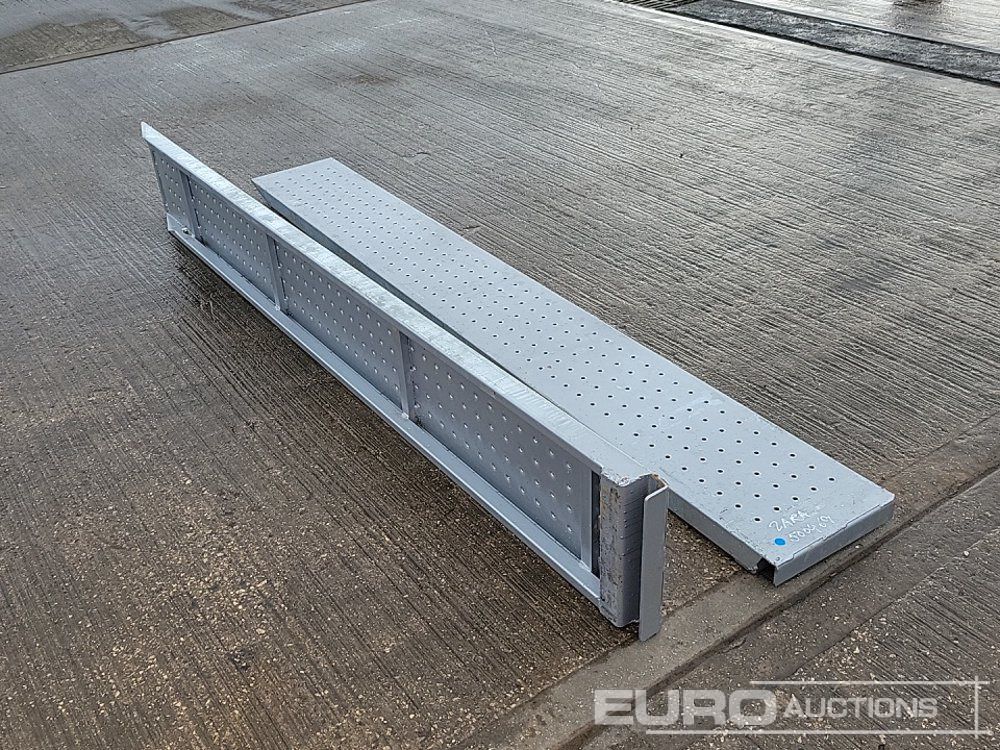 Unused 8' Heavy Duty Car Recovery/Trailer Loading Ramp (2 of) - Equipo de taller: foto 5 Unused 8' Heavy Duty Car Recovery/Trailer Loading Ramp (2 of) - Equipo de taller: foto 5