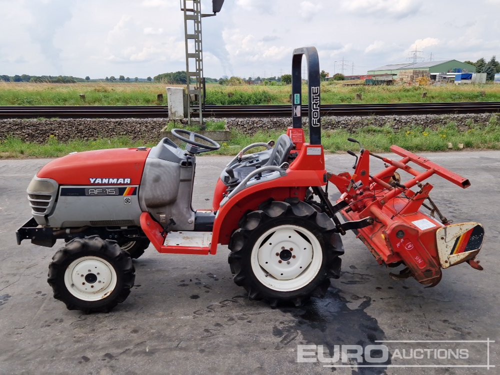 Yanmar AF15 - Tractor viñedo/ Frutero: foto 2 Yanmar AF15 - Tractor viñedo/ Frutero: foto 2