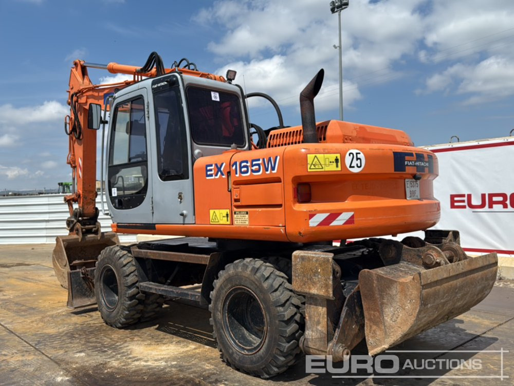 Fiat Hitachi EX165W - Excavadora de ruedas: foto 3 Fiat Hitachi EX165W - Excavadora de ruedas: foto 3