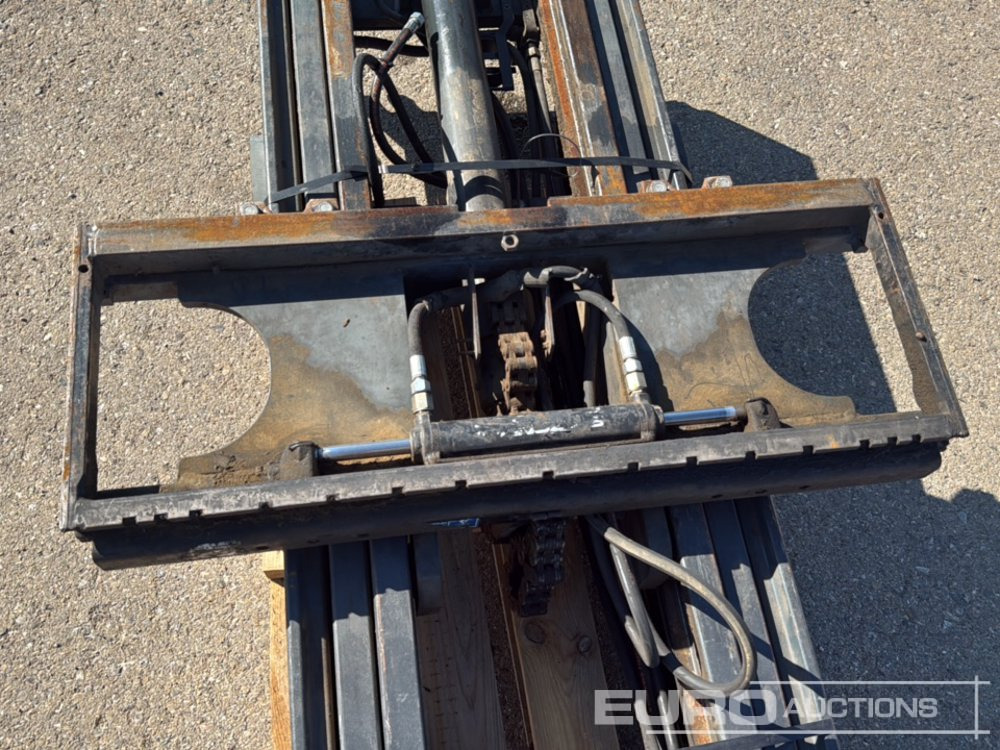 3 Stage Mast , Side Shift to suit 3 Ton Jungheinridh Forklift - Implemento para Carretilla elevadora: foto 5 3 Stage Mast , Side Shift to suit 3 Ton Jungheinridh Forklift - Implemento para Carretilla elevadora: foto 5