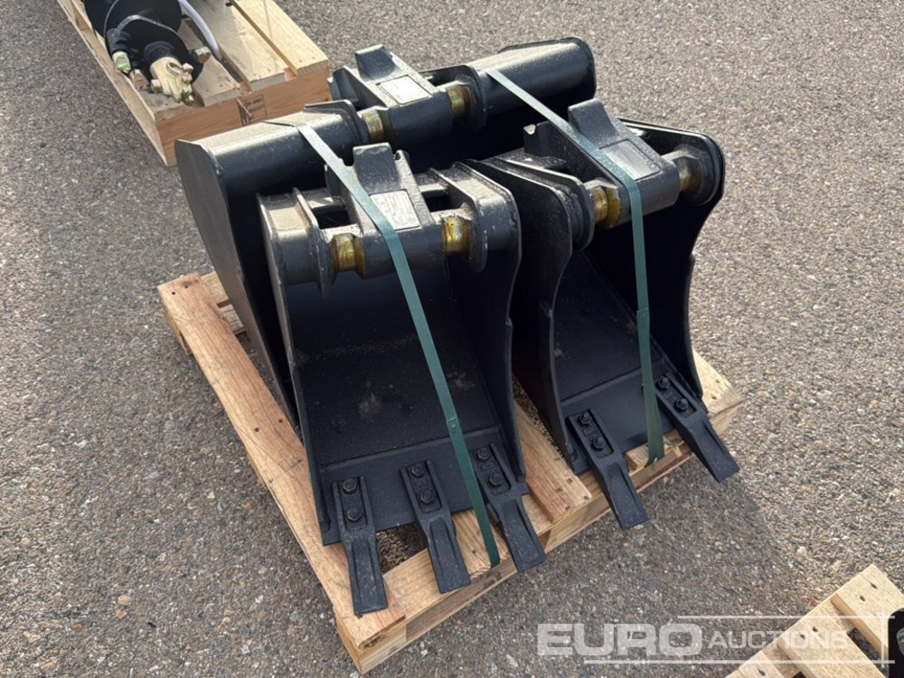 Unused Häner Bucket Package HTL125-Morin-M0 12" (250mm) Tilt Ditch Bucket, S/N 20250202, Digging Buckets HTL130-Morin-M0 12" (300mm) S/N 20250242, HTL160-Morin-M0 24" (600mm) S/N 20250208 to suit 1-2, - Cazo: foto 1 Unused Häner Bucket Package HTL125-Morin-M0 12" (250mm) Tilt Ditch Bucket, S/N 20250202, Digging Buckets HTL130-Morin-M0 12" (300mm) S/N 20250242, HTL160-Morin-M0 24" (600mm) S/N 20250208 to suit 1-2, - Cazo: foto 1