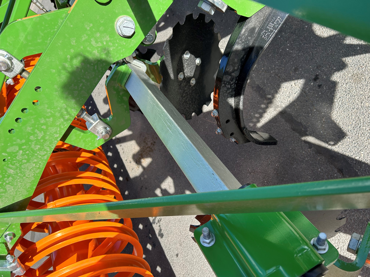 Amazone Cenio 4000-2 - Cultivador: foto 2 Amazone Cenio 4000-2 - Cultivador: foto 2