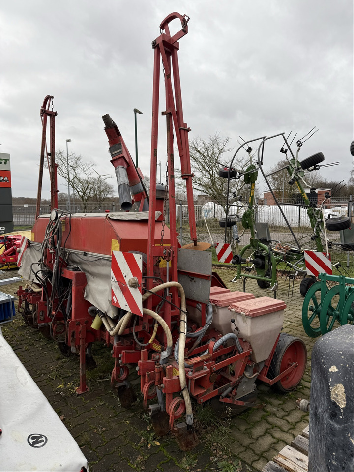 Becker Aeromat T 8-Reihig - Sembradora: foto 1 Becker Aeromat T 8-Reihig - Sembradora: foto 1