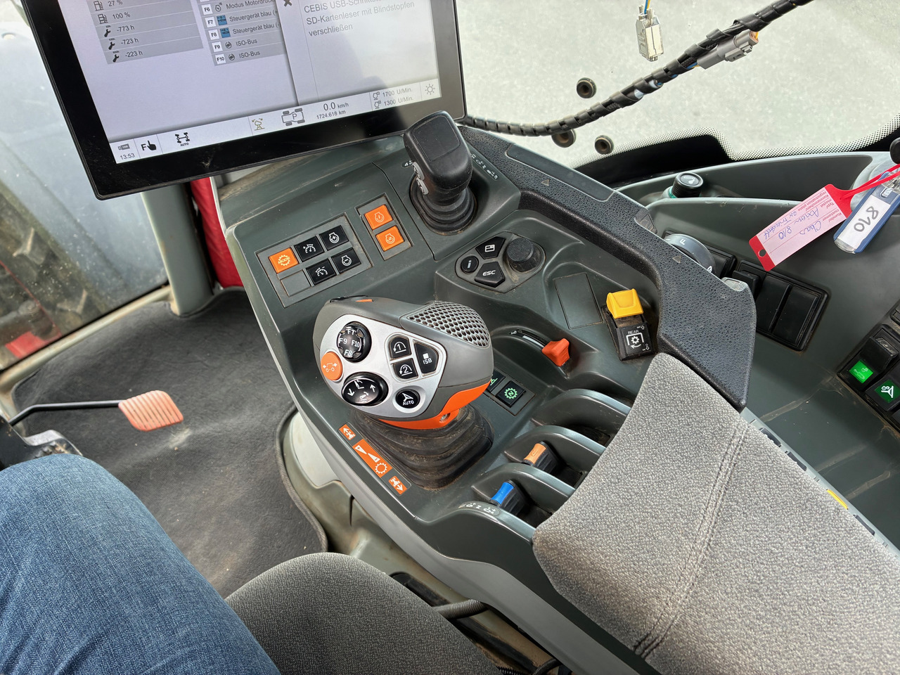 Claas Axion 810 - Tractor: foto 4 Claas Axion 810 - Tractor: foto 4