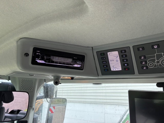 Claas Axion 870 CMATIC - Tractor: foto 3 Claas Axion 870 CMATIC - Tractor: foto 3