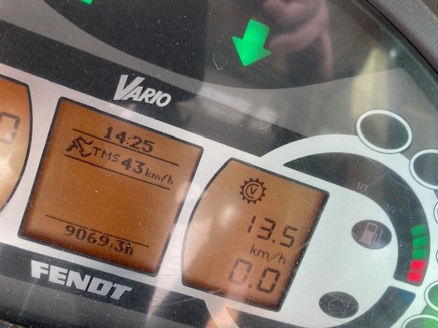 Fendt 211F Vario TMS - Tractor: foto 2 Fendt 211F Vario TMS - Tractor: foto 2