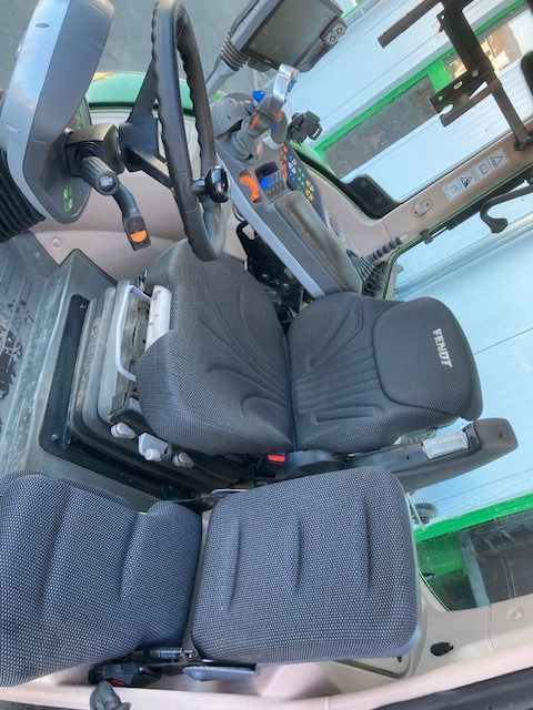 Fendt 718 Vario S4 Profi - Tractor: foto 5 Fendt 718 Vario S4 Profi - Tractor: foto 5