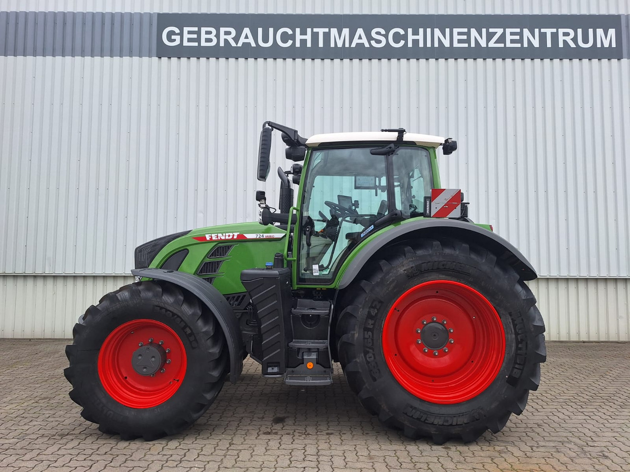 Fendt 724 Vario Gen6 Profi Setting2 - Tractor: foto 1 Fendt 724 Vario Gen6 Profi Setting2 - Tractor: foto 1