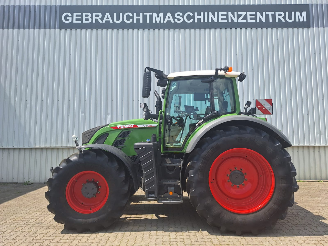 Fendt 724 Vario Gen6 Profi Setting2 - Tractor: foto 1 Fendt 724 Vario Gen6 Profi Setting2 - Tractor: foto 1