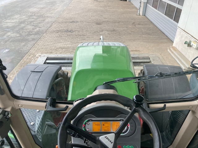 Fendt 724 Vario S4 Profi Plus - Tractor: foto 3 Fendt 724 Vario S4 Profi Plus - Tractor: foto 3