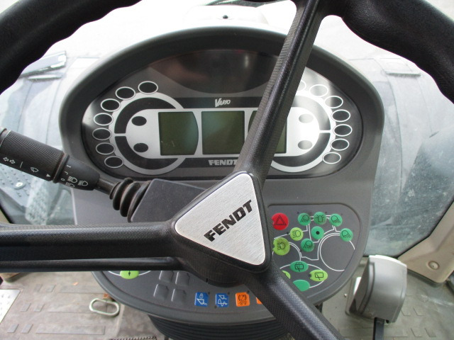 Fendt 724 Vario SCR Profi Plus - Tractor: foto 2 Fendt 724 Vario SCR Profi Plus - Tractor: foto 2