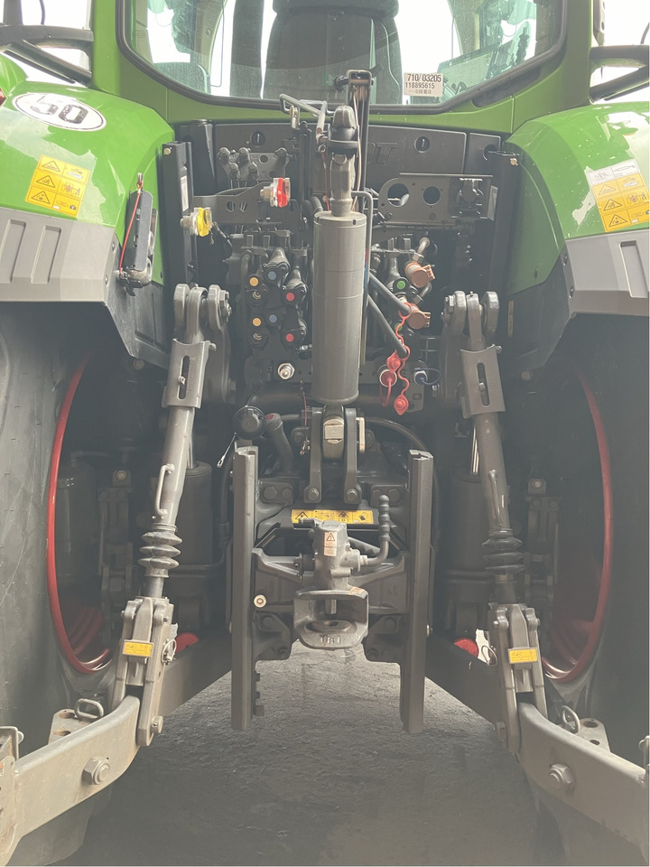 Fendt 728 Vario Gen7 - Tractor: foto 3 Fendt 728 Vario Gen7 - Tractor: foto 3