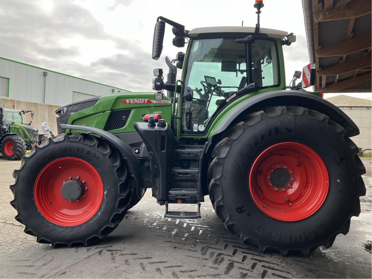 Fendt 728 Vario Gen7 - Tractor: foto 1 Fendt 728 Vario Gen7 - Tractor: foto 1