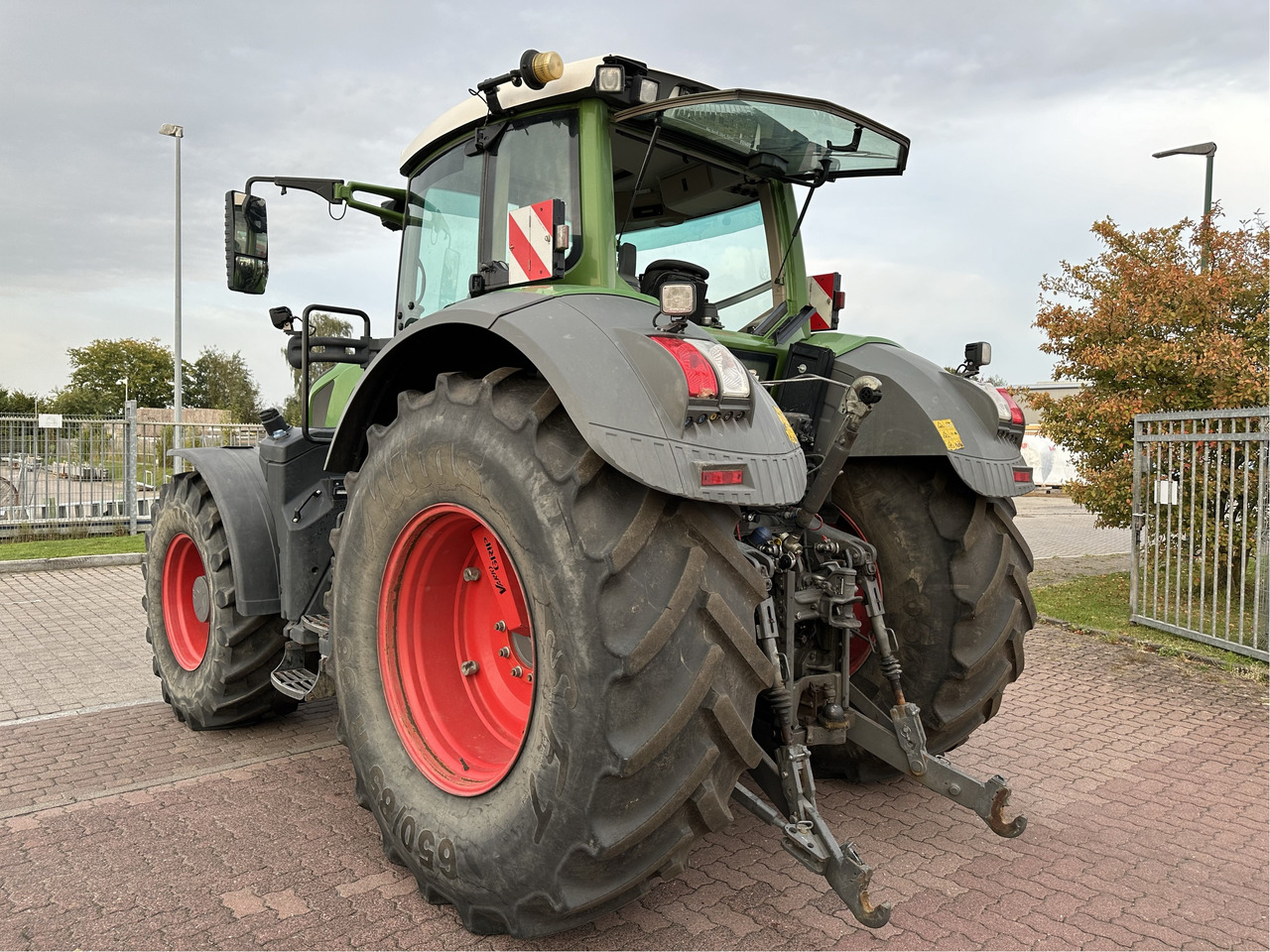 Fendt 828 Vario S4 - Tractor: foto 4 Fendt 828 Vario S4 - Tractor: foto 4