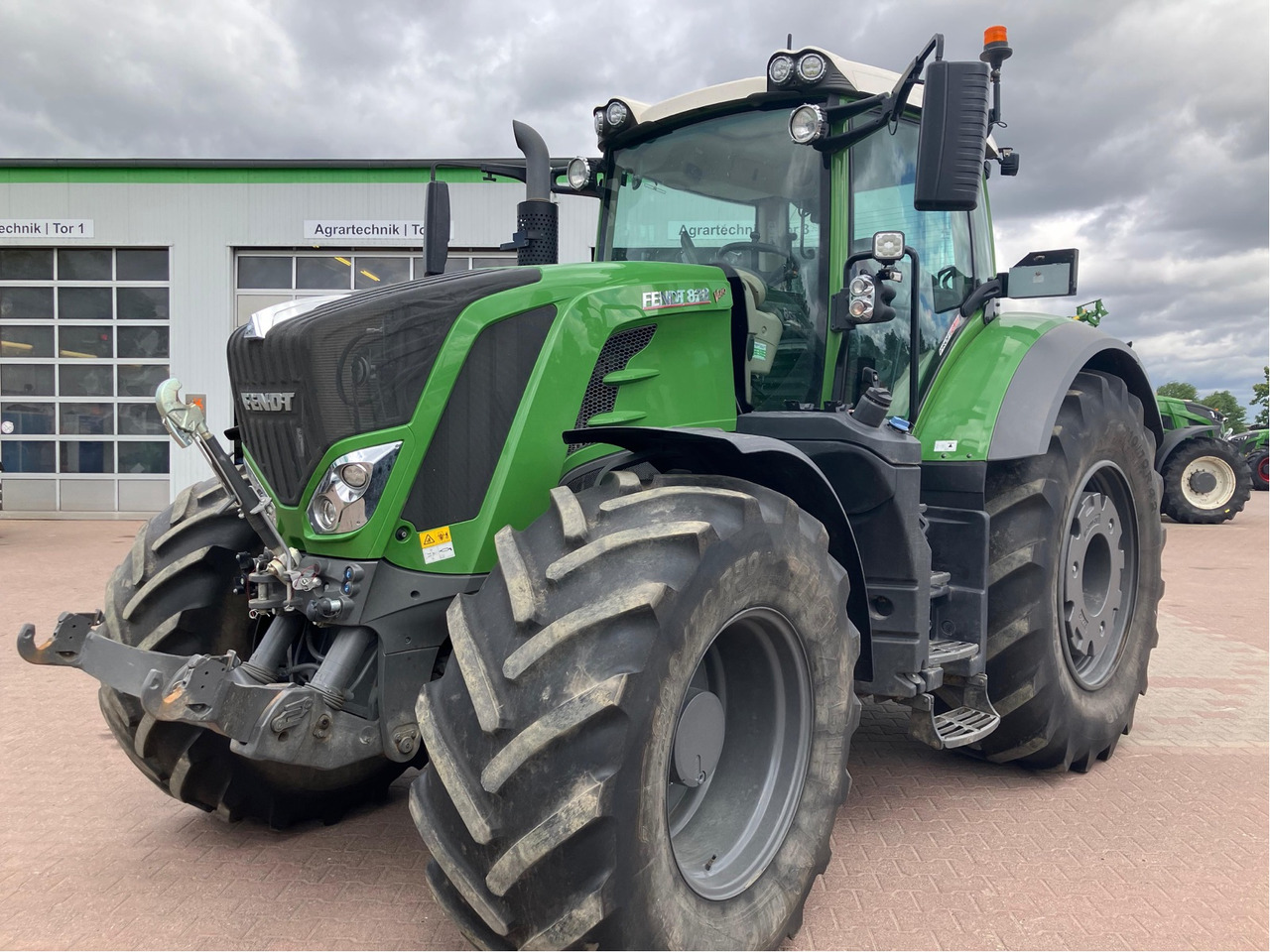 Fendt 828 Vario S4 ProfiPlus - Tractor: foto 1 Fendt 828 Vario S4 ProfiPlus - Tractor: foto 1