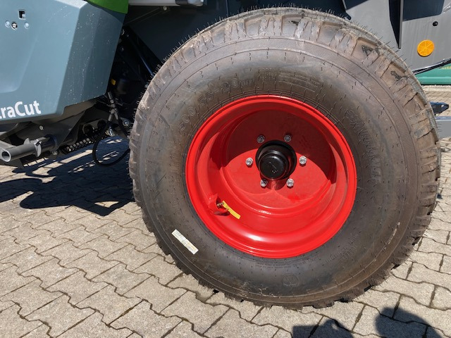 Fendt Rotana 160 V Xtra - 13 Messer - Maquinaria de henificación: foto 4 Fendt Rotana 160 V Xtra - 13 Messer - Maquinaria de henificación: foto 4
