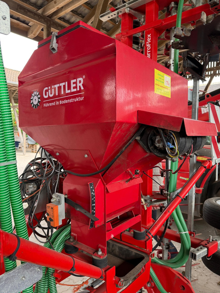 Güttler Harroflex 6m - Grada: foto 4 Güttler Harroflex 6m - Grada: foto 4