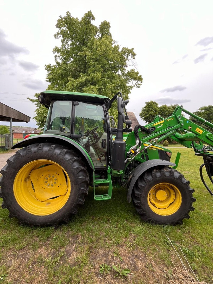 John Deere 5100 M - Tractor: foto 5 John Deere 5100 M - Tractor: foto 5