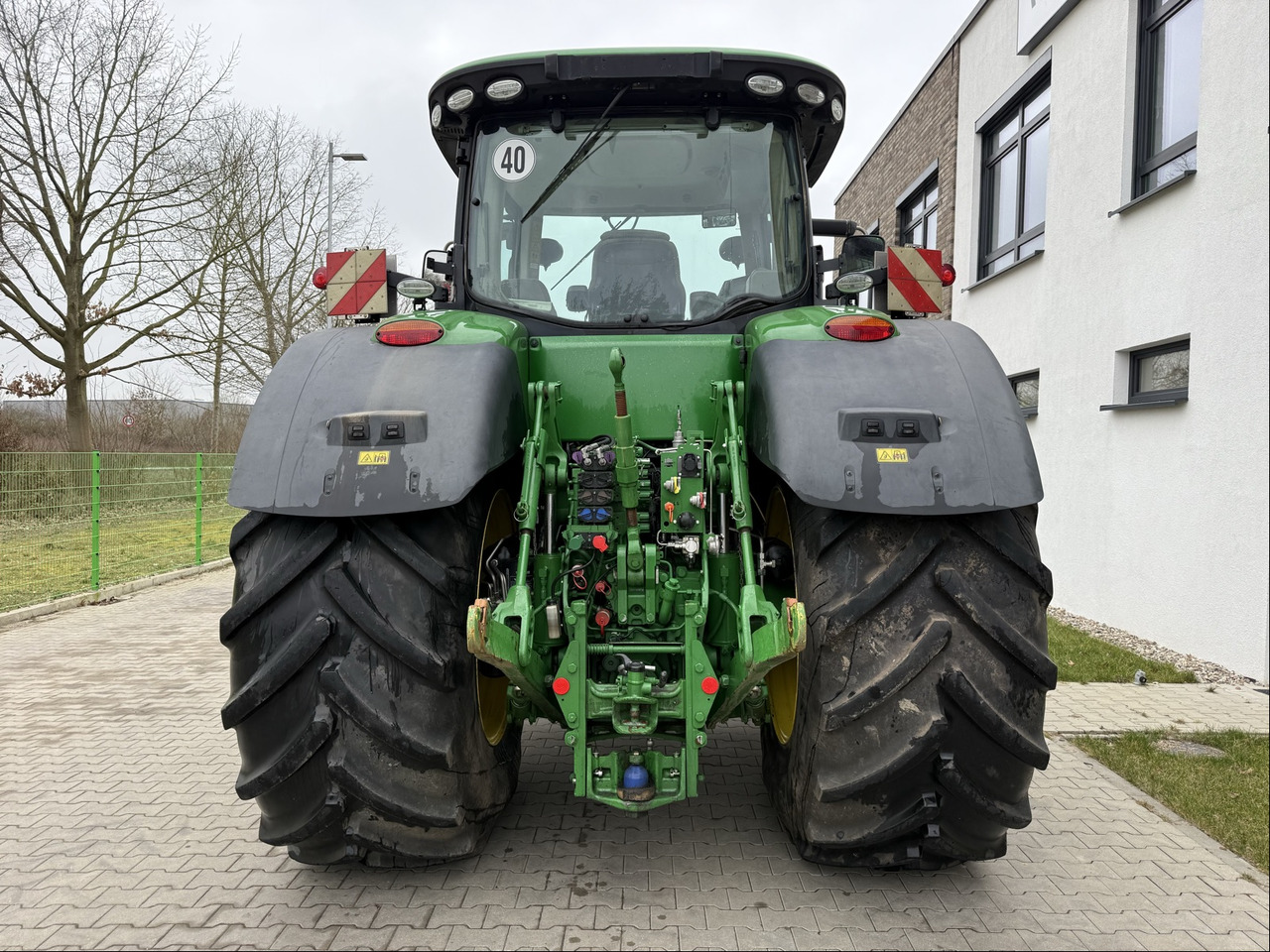 John Deere 8370 R - Tractor: foto 2 John Deere 8370 R - Tractor: foto 2