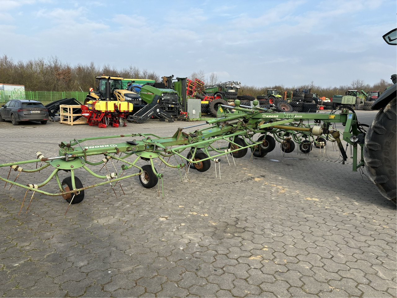 Krone KWT 10.50 / 8 x 7 Heuwender - Henificadora: foto 4 Krone KWT 10.50 / 8 x 7 Heuwender - Henificadora: foto 4