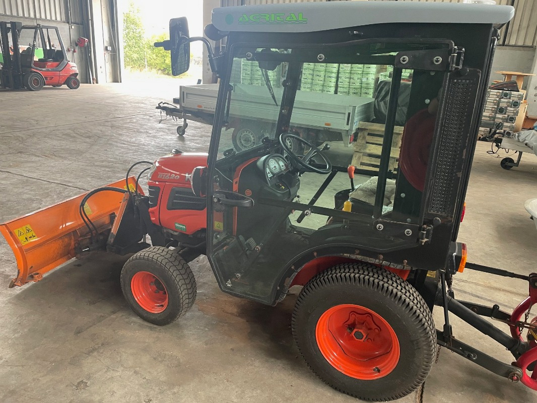 Kubota B 1620 D - Tractor municipal: foto 4 Kubota B 1620 D - Tractor municipal: foto 4