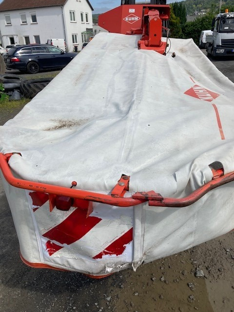 Kuhn GMD 902 Scheibenmähwerk - Segadora: foto 5 Kuhn GMD 902 Scheibenmähwerk - Segadora: foto 5