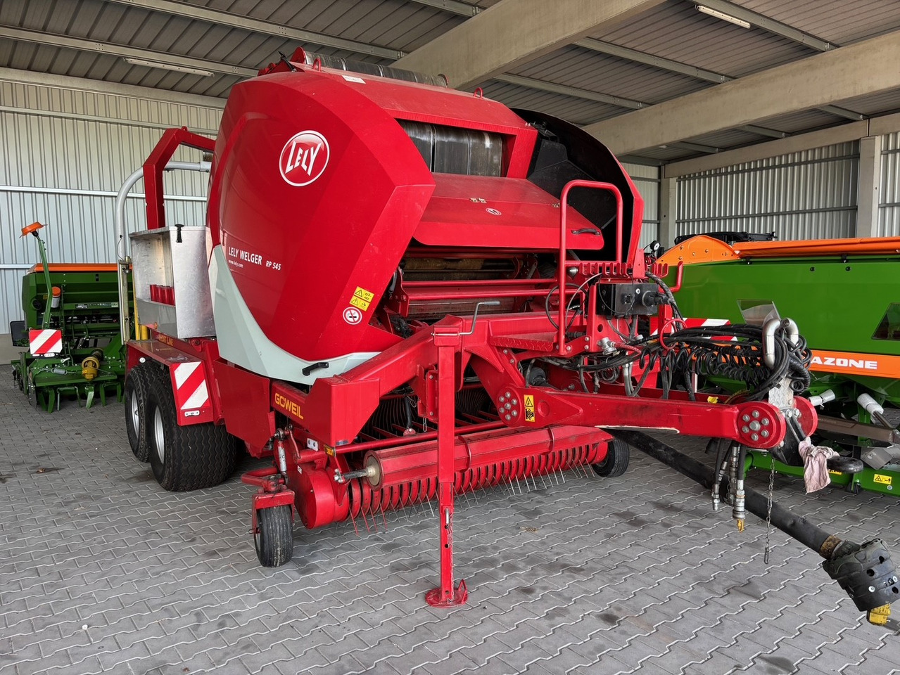 Lely RP 545 Press Wickelkombination - Maquinaria de henificación: foto 1 Lely RP 545 Press Wickelkombination - Maquinaria de henificación: foto 1