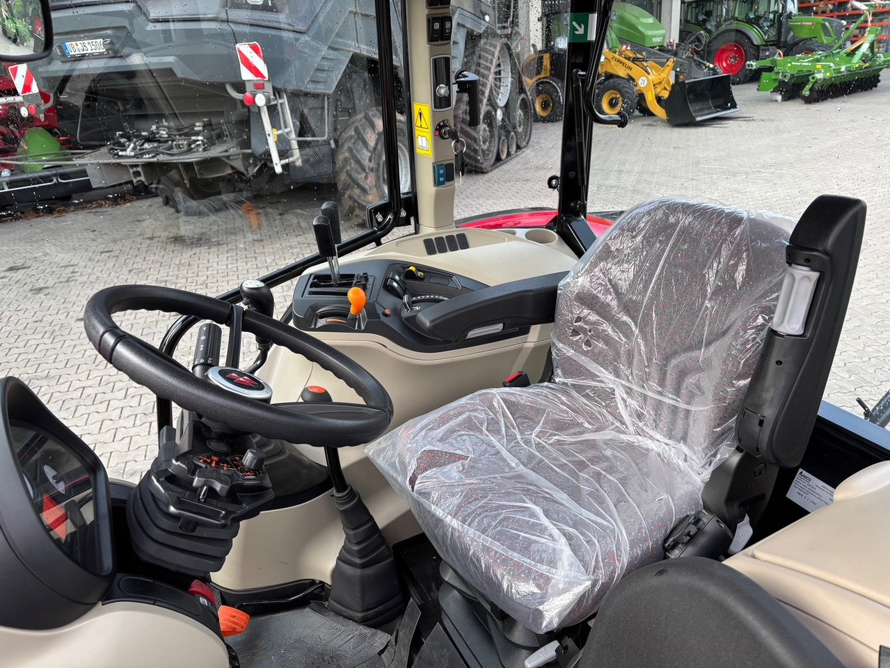 Massey Ferguson 4708 M Cab - Tractor: foto 3 Massey Ferguson 4708 M Cab - Tractor: foto 3