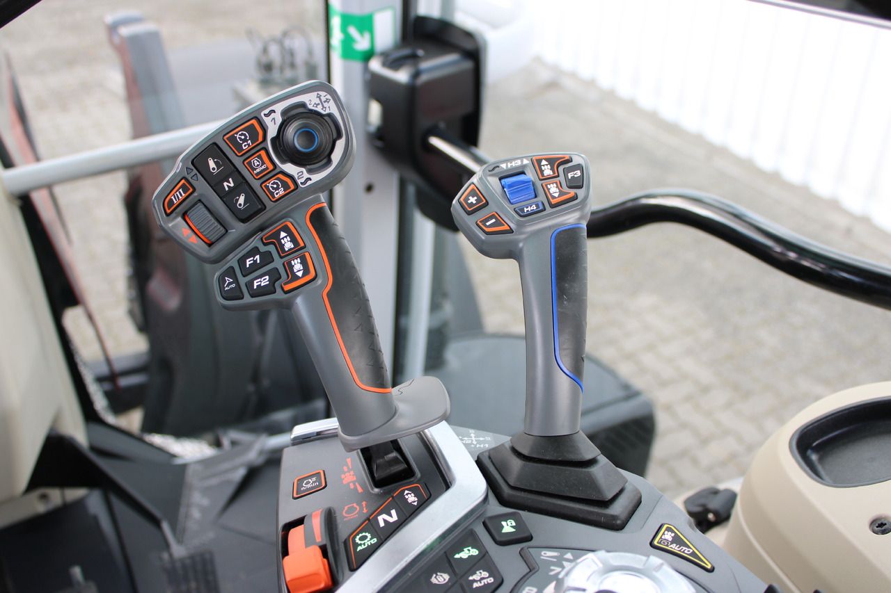 Massey Ferguson 6S.145 Dyna-VT EFFICIENT - Tractor: foto 5 Massey Ferguson 6S.145 Dyna-VT EFFICIENT - Tractor: foto 5